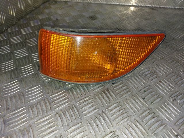 bontott MITSUBISHI LANCER Bal első Irányjelző