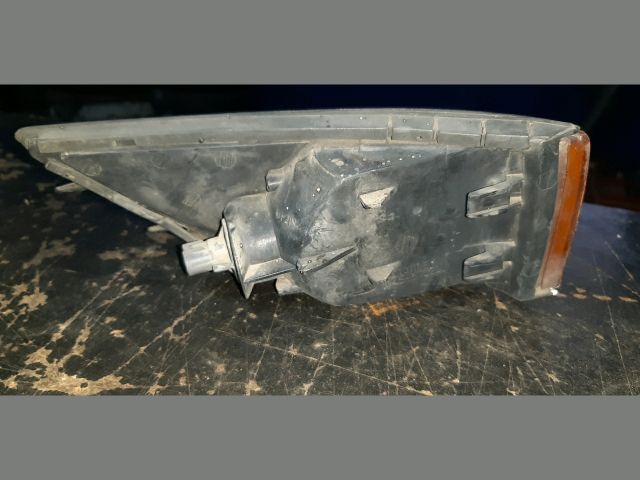 bontott MITSUBISHI LANCER Bal első Irányjelző