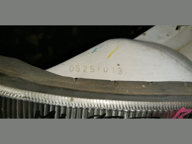 bontott MITSUBISHI LANCER Bal első Irányjelző