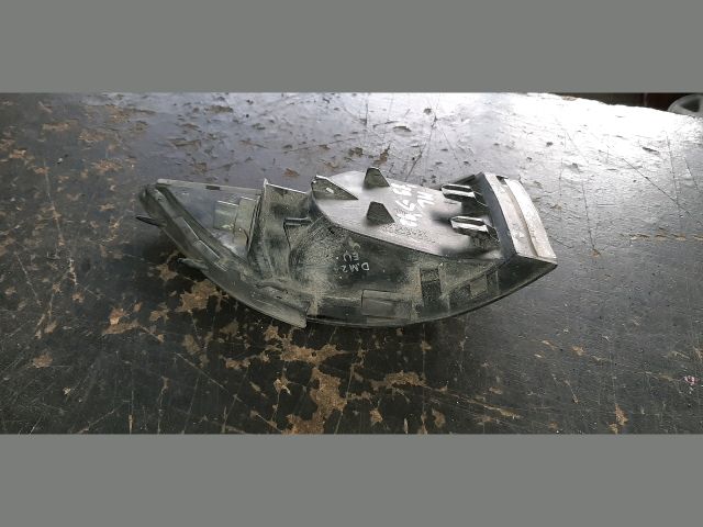 bontott MITSUBISHI LANCER Bal első Irányjelző