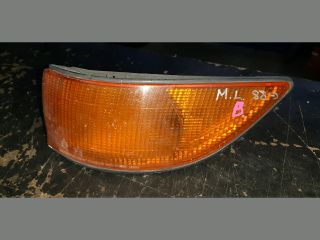 bontott MITSUBISHI LANCER Bal első Irányjelző