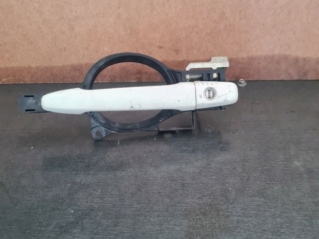 bontott MITSUBISHI LANCER Bal első Külső Kilincs