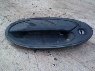 bontott MITSUBISHI LANCER Bal első Külső Kilincs