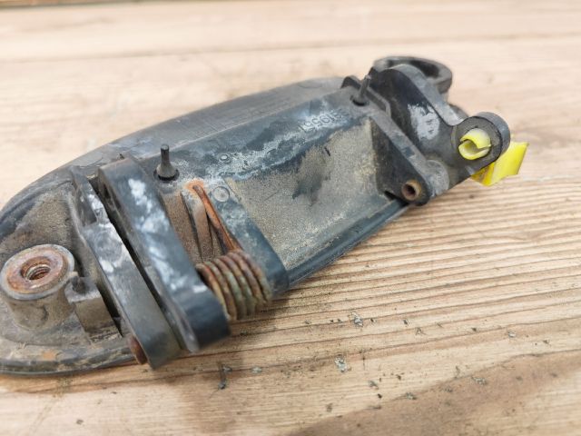 bontott MITSUBISHI LANCER Bal első Külső Kilincs