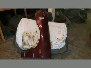 bontott MITSUBISHI LANCER Bal első Sárvédő