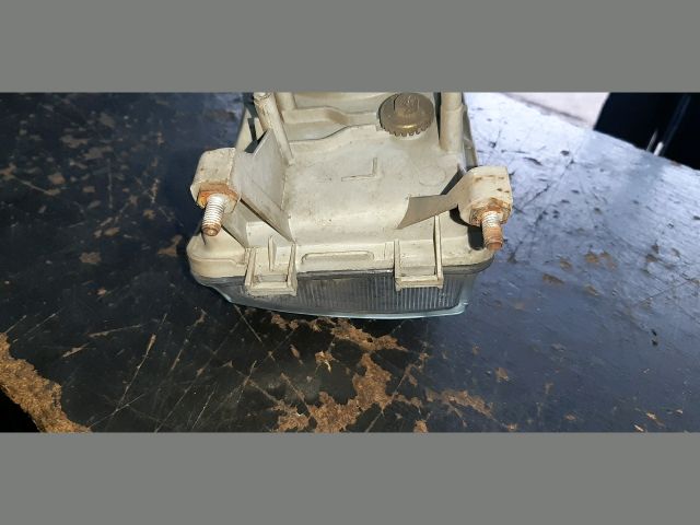 bontott MITSUBISHI LANCER Bal Fényszóró