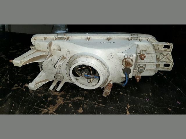 bontott MITSUBISHI LANCER Bal Fényszóró