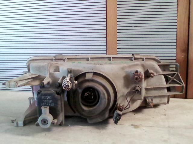 bontott MITSUBISHI LANCER Bal Fényszóró