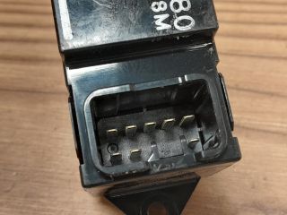 bontott MITSUBISHI LANCER Bal hátsó Ablakemelő Kapcsoló