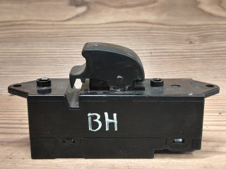 bontott MITSUBISHI LANCER Bal hátsó Ablakemelő Kapcsoló