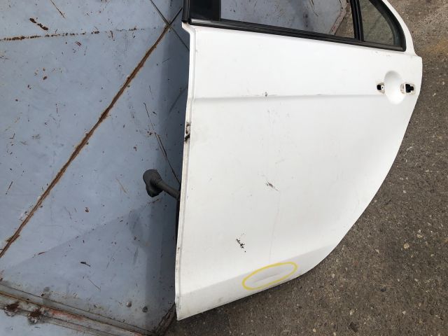 bontott MITSUBISHI LANCER Bal hátsó Ajtó (Üres lemez)