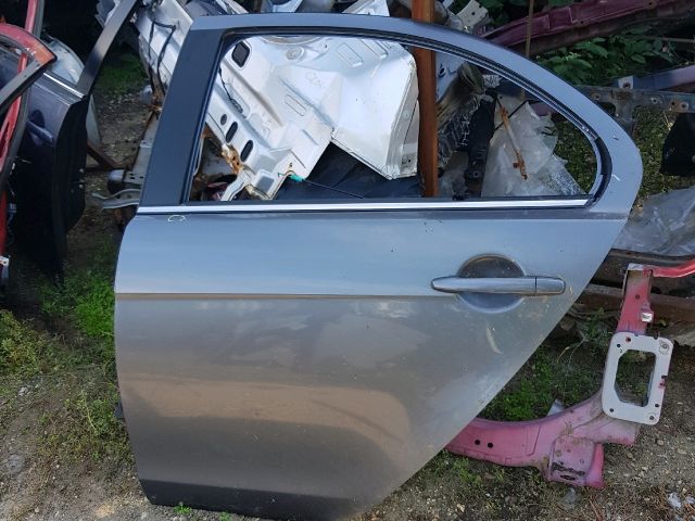 bontott MITSUBISHI LANCER Bal hátsó Ajtó (Üres lemez)