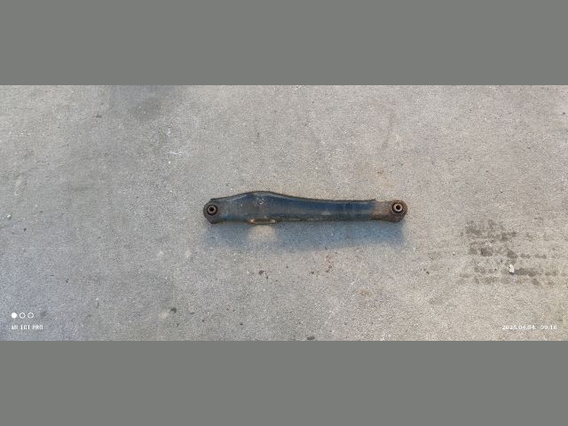 bontott MITSUBISHI LANCER Bal hátsó Alsó Lengőkar