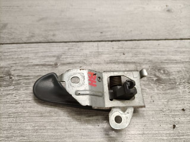 bontott MITSUBISHI LANCER Bal hátsó Belső Kilincs