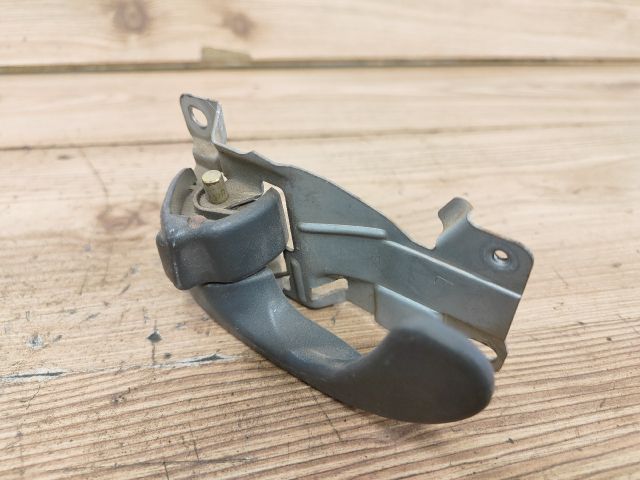 bontott MITSUBISHI LANCER Bal hátsó Belső Kilincs