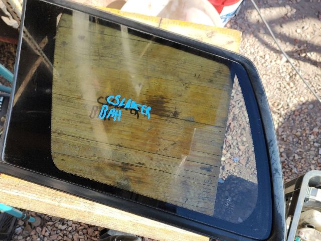 bontott MITSUBISHI LANCER Bal hátsó Fixüveg (Ajtóban)