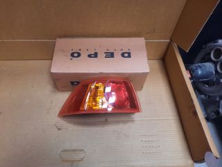 bontott MITSUBISHI LANCER Bal Hátsó Lámpa