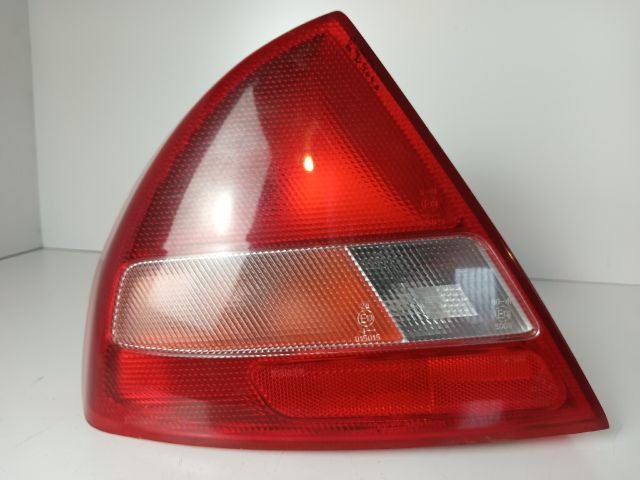 bontott MITSUBISHI LANCER Bal Hátsó Lámpa
