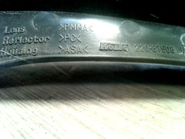 bontott MITSUBISHI LANCER Bal Hátsó Lámpa