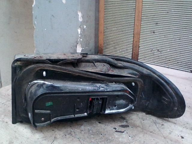 bontott MITSUBISHI LANCER Bal Hátsó Lámpa