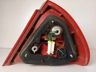 bontott MITSUBISHI LANCER Bal Hátsó Lámpa