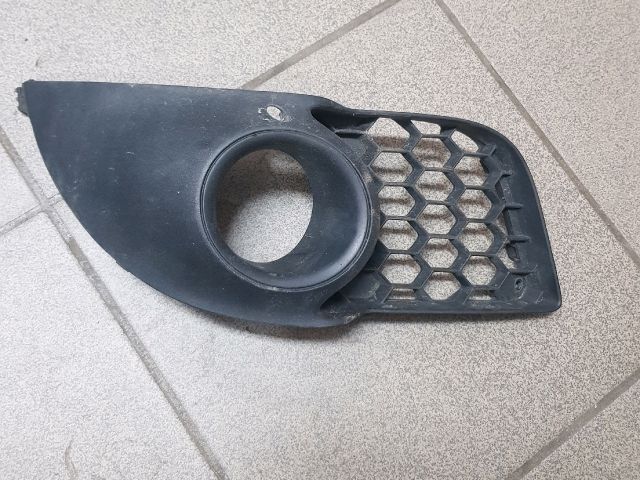 bontott MITSUBISHI LANCER Bal Ködlámpa Rács