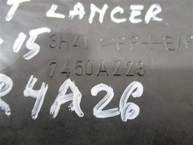 bontott MITSUBISHI LANCER Bal Ködzárófény Keret