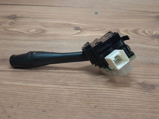 bontott MITSUBISHI LANCER Bal Kormánykapcsoló Irányjelző