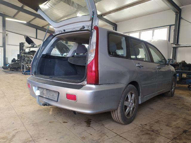 bontott MITSUBISHI LANCER Csomagtérajtó Kilincs