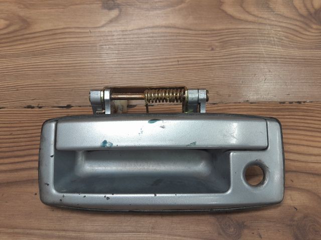 bontott MITSUBISHI LANCER Csomagtérajtó Kilincs