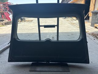 bontott MITSUBISHI LANCER Csomagtérajtó (Részeivel)