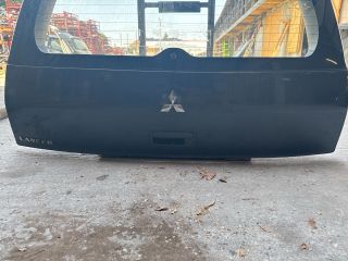 bontott MITSUBISHI LANCER Csomagtérajtó (Részeivel)
