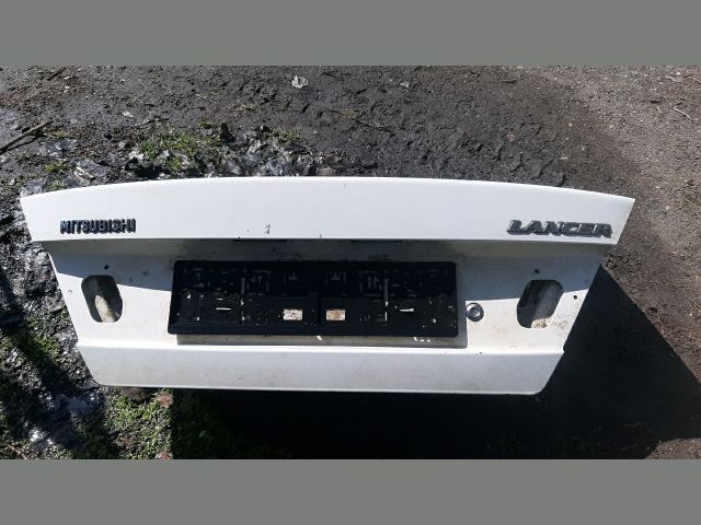 bontott MITSUBISHI LANCER Csomagtérajtó (Üres lemez)
