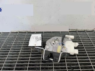 bontott MITSUBISHI LANCER Csomagtérajtó Ütköző