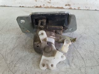 bontott MITSUBISHI LANCER Csomagtérajtó Zárszerkezet