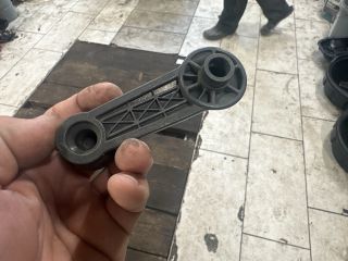 bontott MITSUBISHI LANCER Első Ablaktekerő Kar