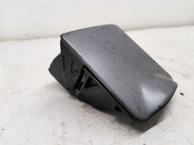 bontott MITSUBISHI LANCER Első Hamutartó