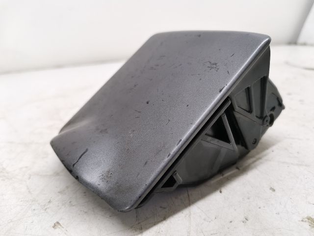 bontott MITSUBISHI LANCER Első Hamutartó