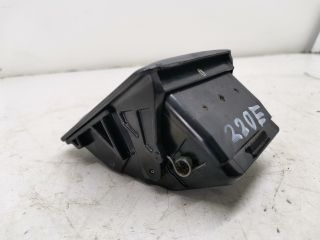 bontott MITSUBISHI LANCER Első Hamutartó