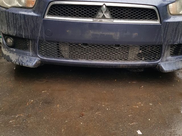 bontott MITSUBISHI LANCER Első Lökhárító Alsó Középső Díszrács