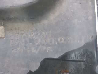 bontott MITSUBISHI LANCER Első Lökhárító Alsó Tálca