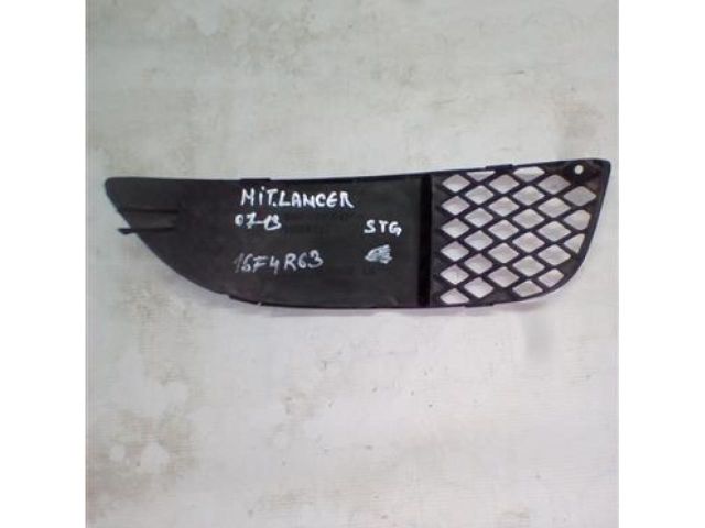 bontott MITSUBISHI LANCER Első Lökhárító Bal Díszrács