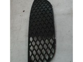 bontott MITSUBISHI LANCER Első Lökhárító Bal Díszrács