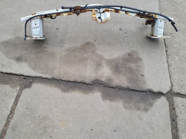 bontott MITSUBISHI LANCER Első Lökhárító Merevítő (Fém)