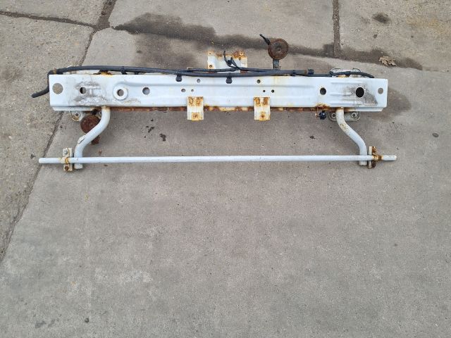 bontott MITSUBISHI LANCER Első Lökhárító Merevítő (Fém)