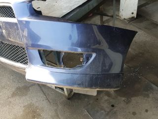 bontott MITSUBISHI LANCER Első Lökhárító (Üresen)