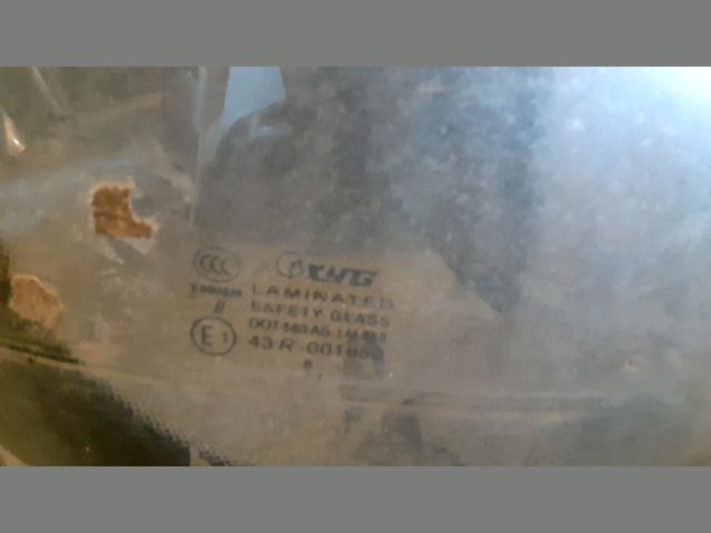 bontott MITSUBISHI LANCER Első Szélvédő