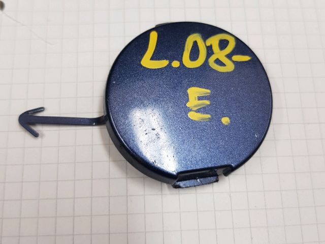 bontott MITSUBISHI LANCER Első Vonószem Burkolat