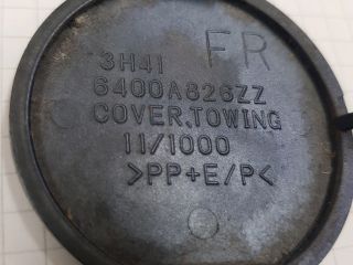 bontott MITSUBISHI LANCER Első Vonószem Burkolat