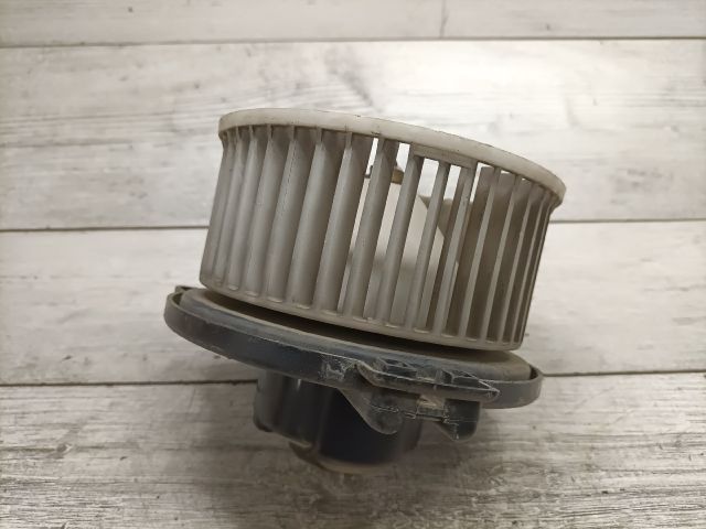 bontott MITSUBISHI LANCER Fűtőmotor (Nem klímás)